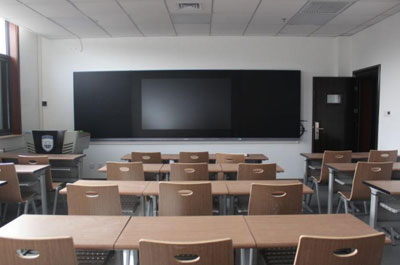 西安外国语大学教室